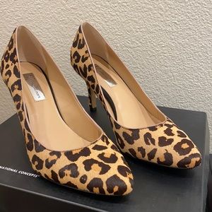 INC Zitah Natural Leo Size 8.5